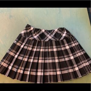 Urban Coco Plaid pleated skirt FITS US L w stretch